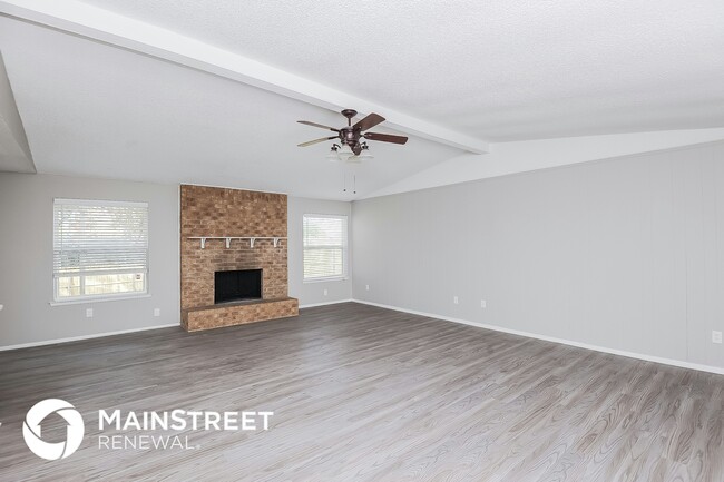 Building Photo - 3409 Pembroke Pl