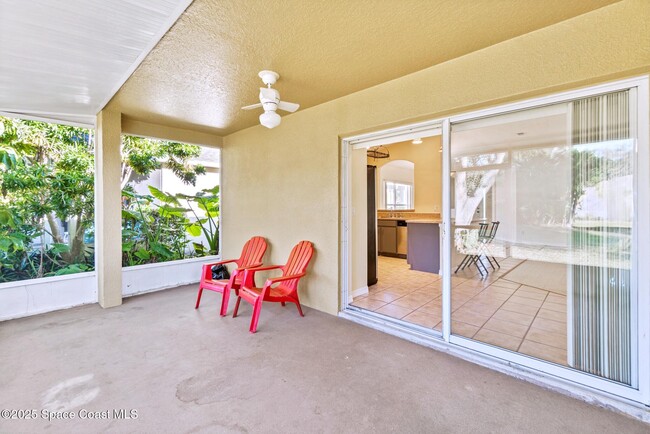 Building Photo - 960 Villa Dr