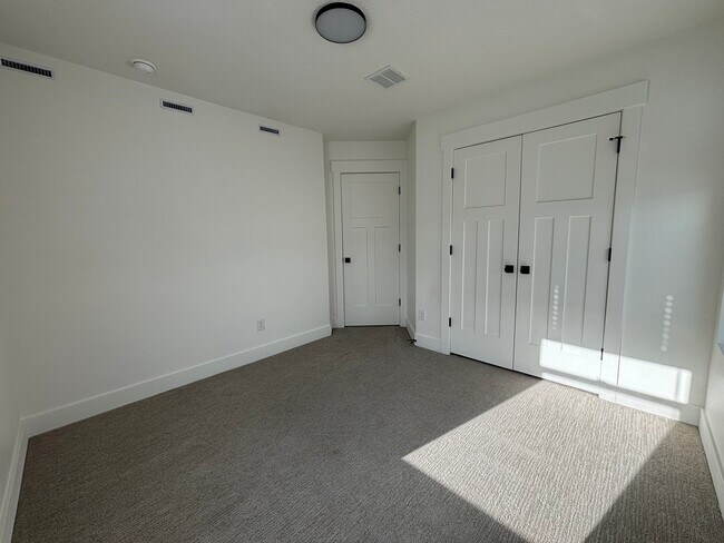 Building Photo - 3469 Arabella Ct