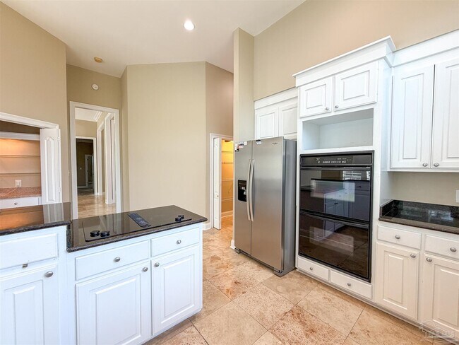 Building Photo - 1218 Ganges Trail