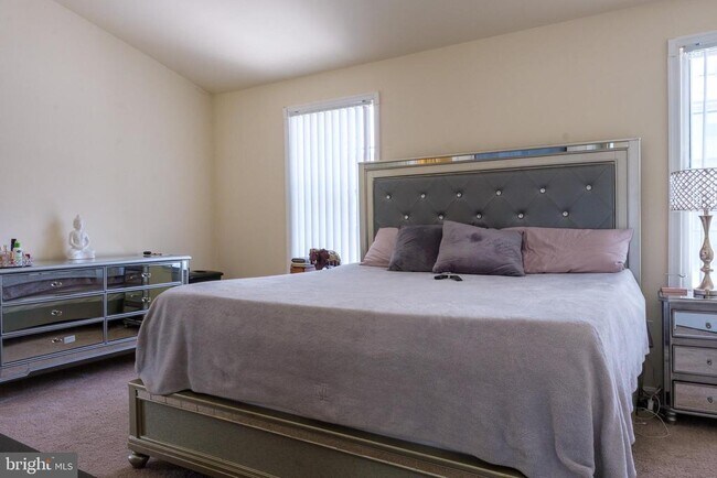 Building Photo - 37 Joyceton Way