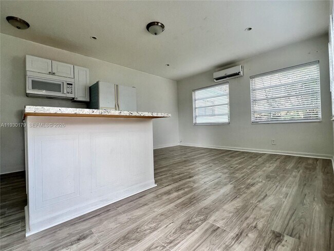 Building Photo - 2018 Jackson St