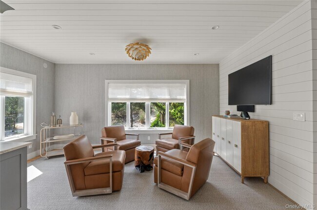 Building Photo - 1005 Surf View Walk