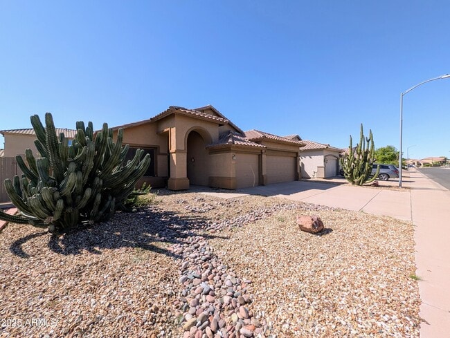 Building Photo - 5959 W Kimberly Way