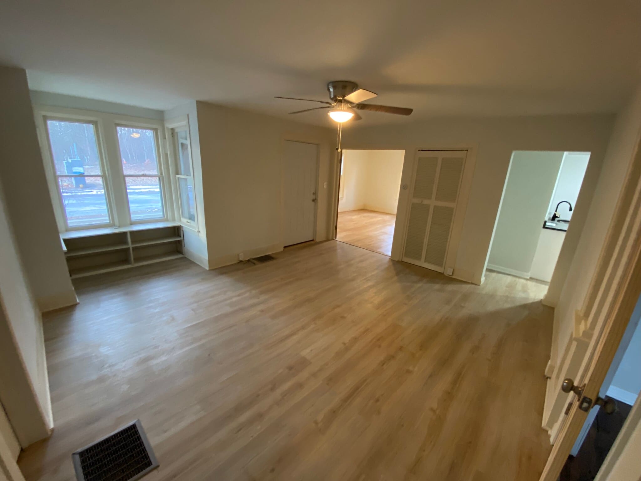 Building Photo - 49 Grove St