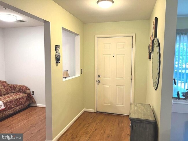 Building Photo - 50 Sandstone Ct