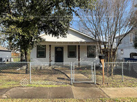 Building Photo - 227 W Suffolk Ave