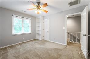 Building Photo - 18 Passaic Dr