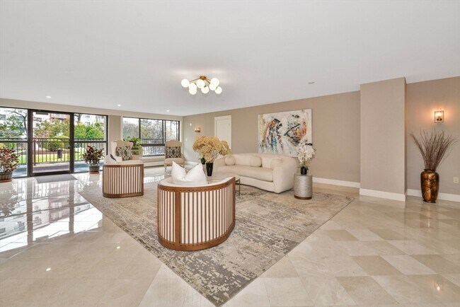 Building Photo - 125 Coolidge Ave