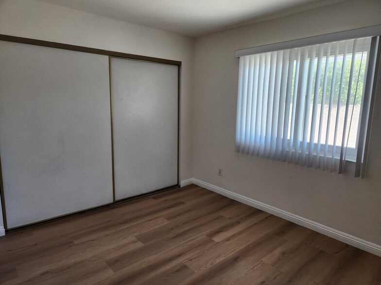 Downstairs Bedroom - 625 S Osage Ave