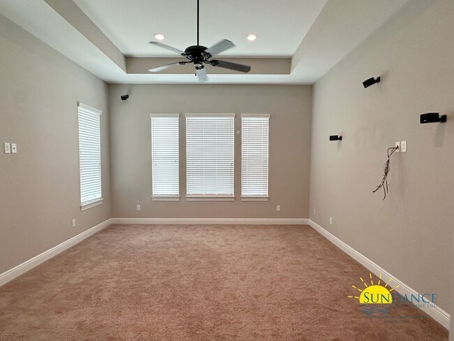 Building Photo - Gorgeous 3-Bedroom Home in Magnolia Village, Navarre, Near Hurlburt Field!