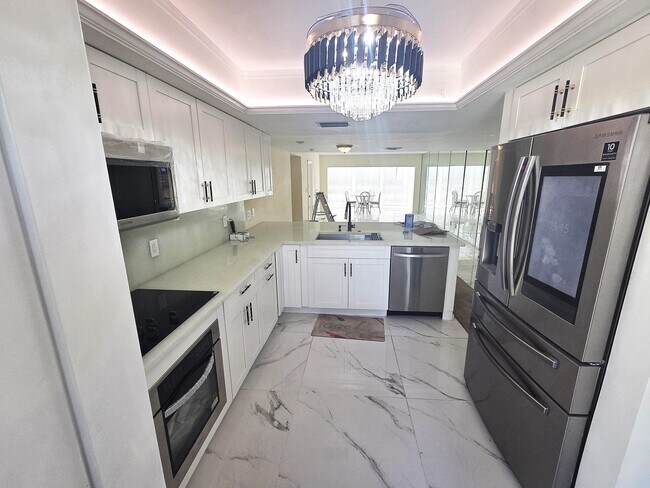 Building Photo - 1731 Presidential Way