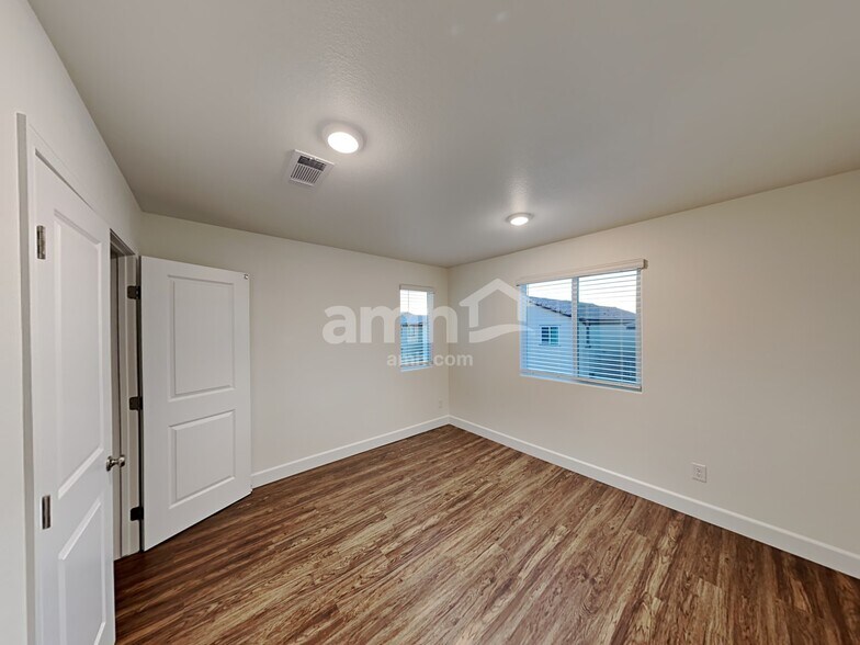 Building Photo - 78 Cabaletta Ln