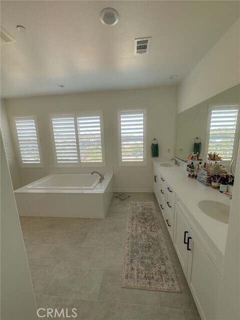Building Photo - 39547 Verbena Wy