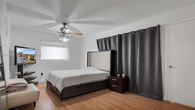 Building Photo - 13731 SW 84th St