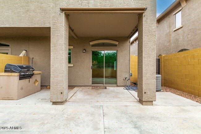 Building Photo - 16620 S 48th St