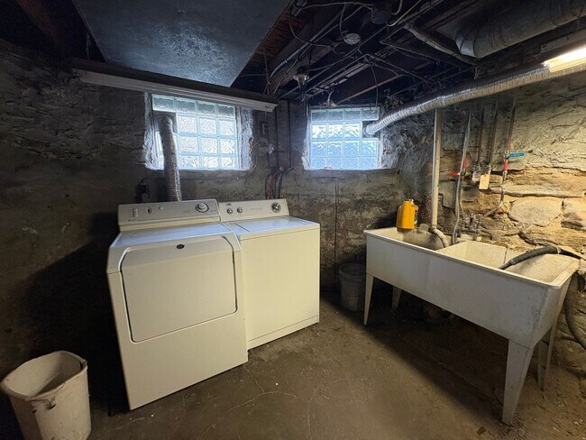 Building Photo - 803 Ohio River Blvd