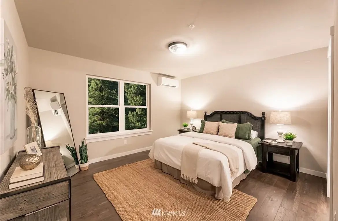 Building Photo - 11031 14th Pl SE