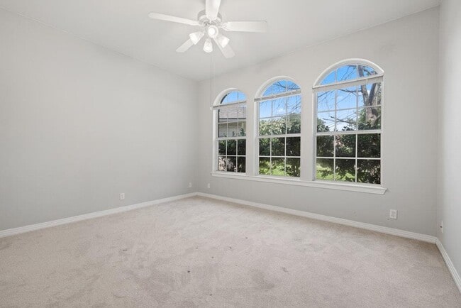 Building Photo - 10117 Coleus Cove