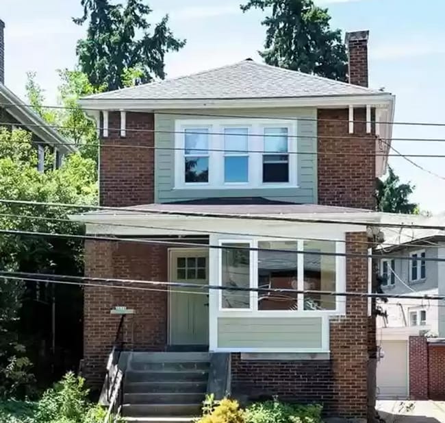 Building Photo - Must See 3 BD/ 2 BA located in Squirrel Hill Available 8/1/2026