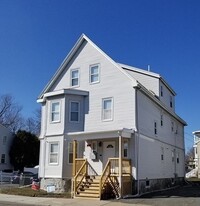 Building Photo - 593 Park St