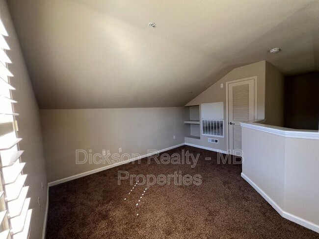 Building Photo - 17000 Wedge Pkwy