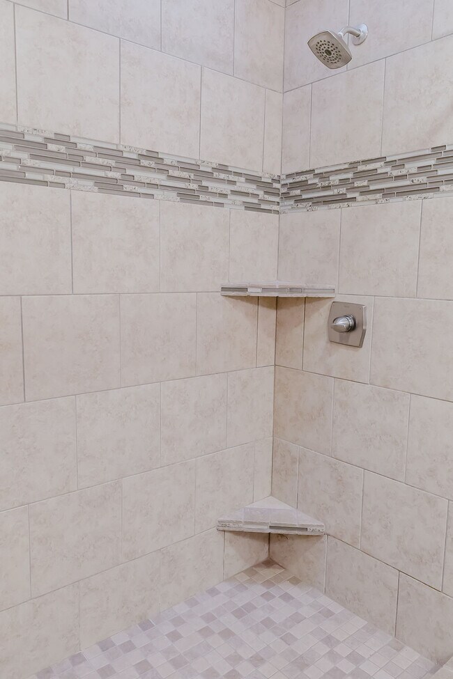 Building Photo - 1105 Gordon Blvd