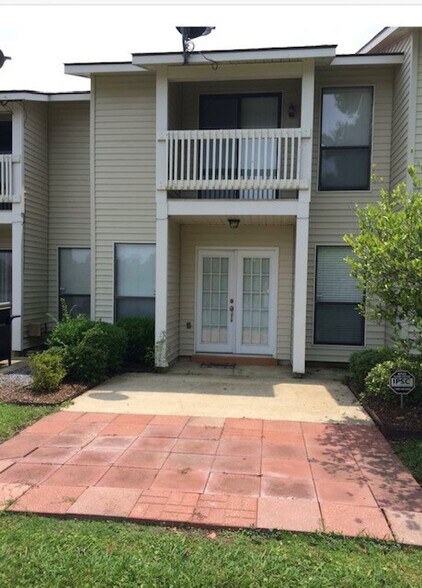 Building Photo - 42640 Happywoods Rd