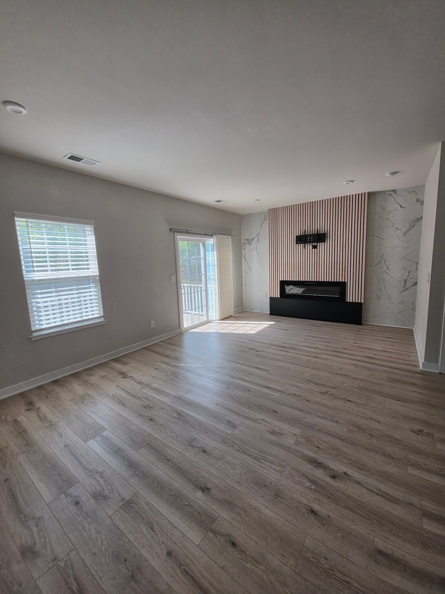 Building Photo - 2195 Autumn Cyprus Ave