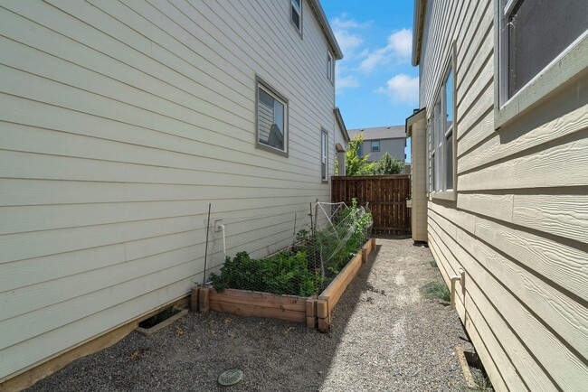 Building Photo - 16855 SW Townsville St