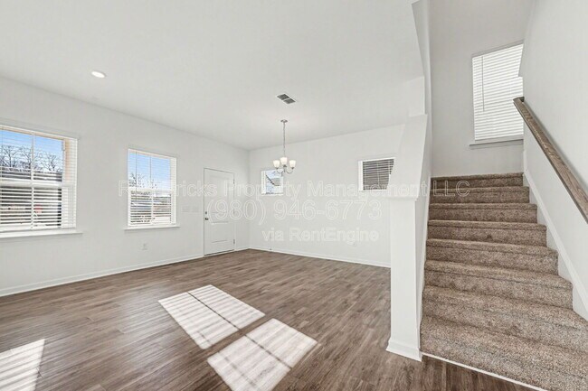 Building Photo - 3629 Edisto Pl