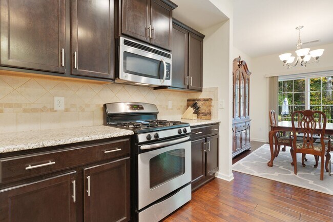 Building Photo - 2231 Tanners Mill Dr