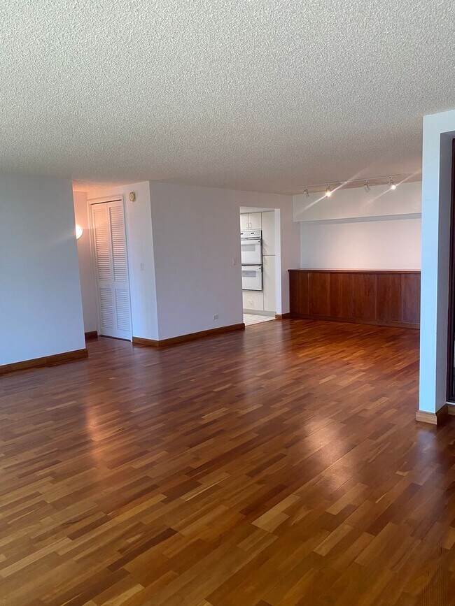 Building Photo - 1015 Wilder Ave