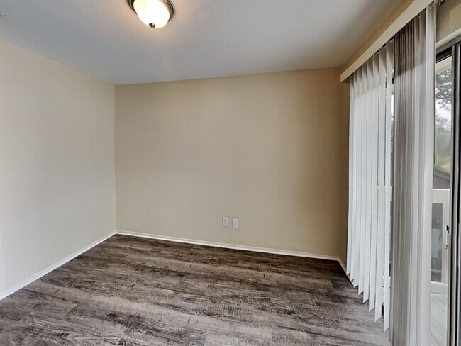 Building Photo - 15003 Cypress Falls Dr