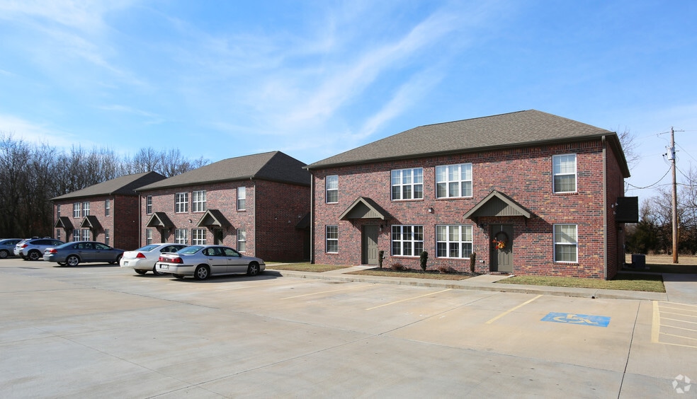 Airport Landings And The Docks Apartments Joplin Mo Apartment Airport Landings And The Docks Apartments Joplin Mo Apartment Finder