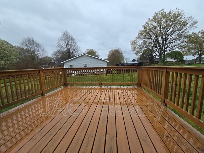 Building Photo - 1142 Stallings Rd