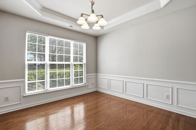 Building Photo - WAKEFIELD CORNER HOME WITH 4 BEDROOMS IS WAITING FOR YOU!