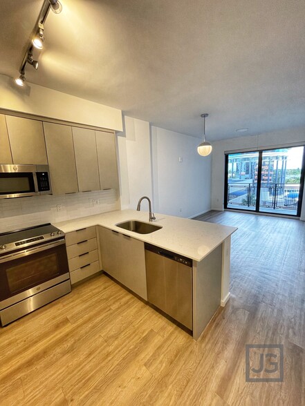 Kitchen/Living Room - 1851 NE 32nd St