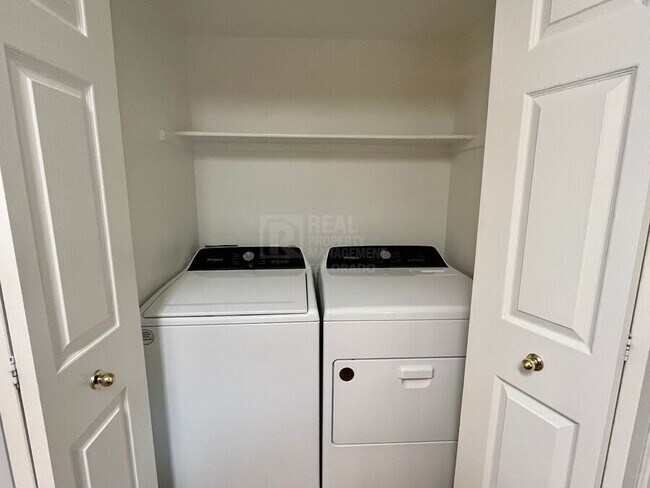 Building Photo - 2645 Bannister Ct