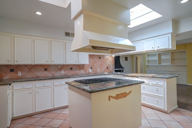 Building Photo - 7914 Braes Meadow Dr