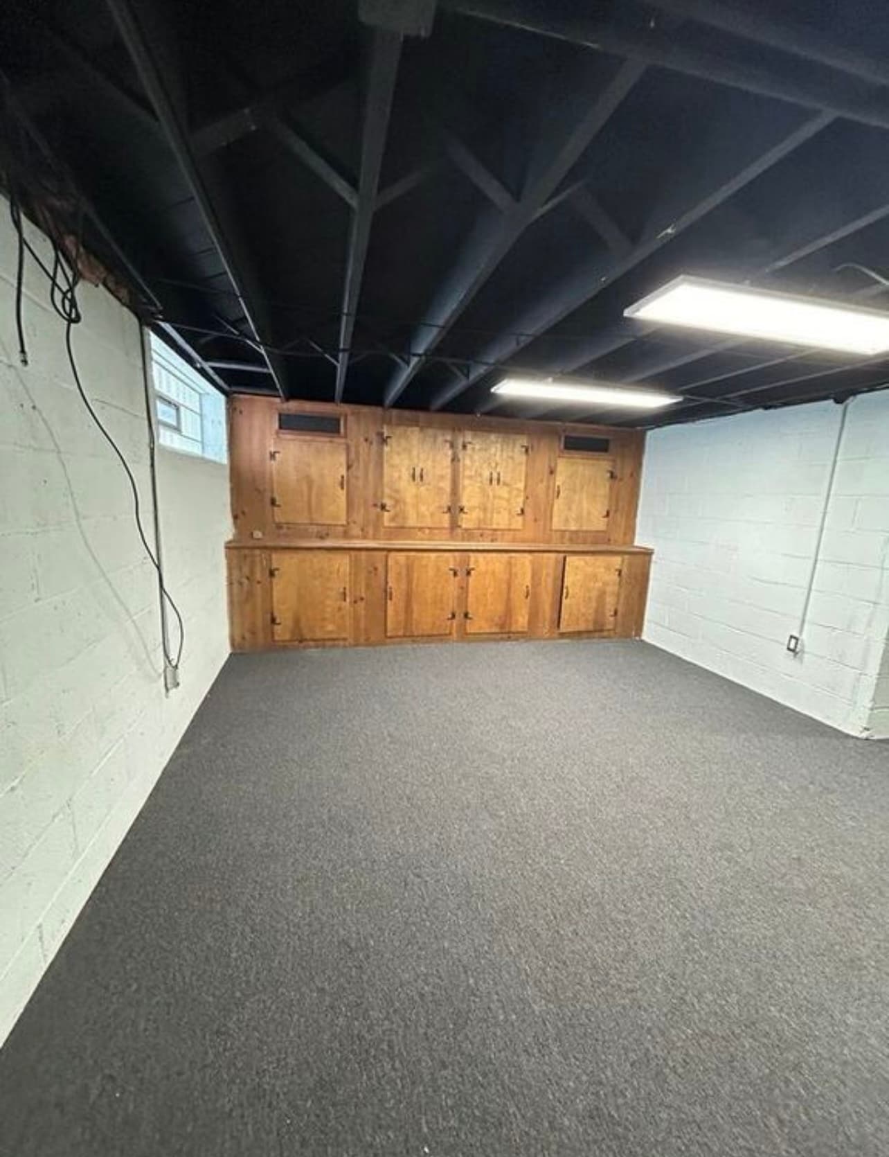 Building Photo - 4056 Northfield Rd