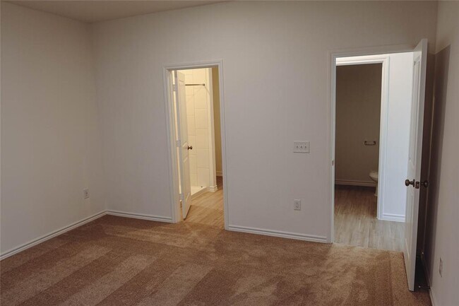 Building Photo - 15161 Canyon Rapids Rd