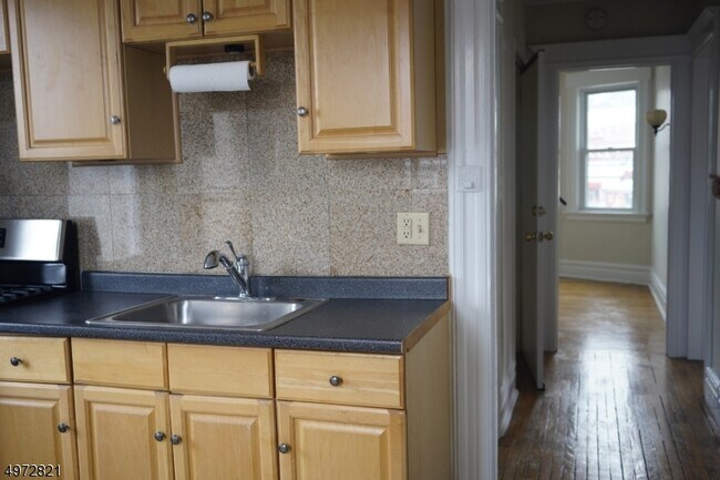 Building Photo - 50 Belleville Ave