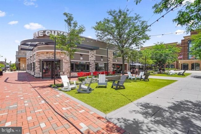 Building Photo - 52 Golden Ash Way