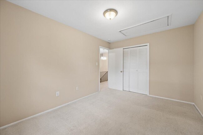 Building Photo - 14 Moon Maiden Ct