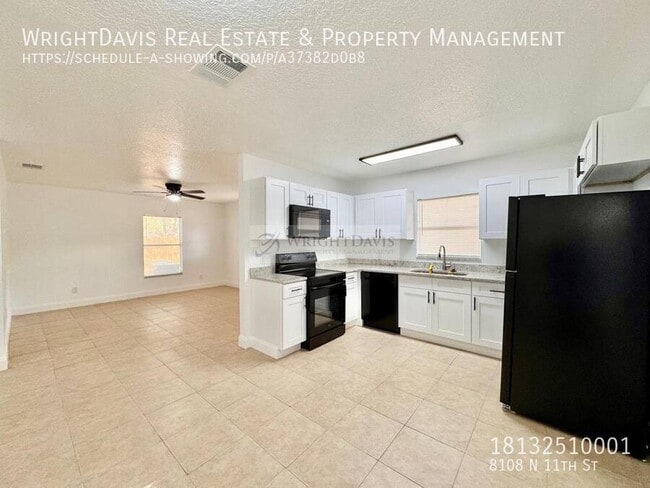 Building Photo - 8108 N 11th St