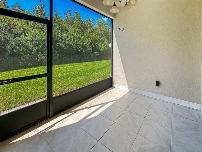 Building Photo - 2864 Eastham Ln