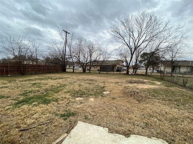 Building Photo - 712 Juno Ln