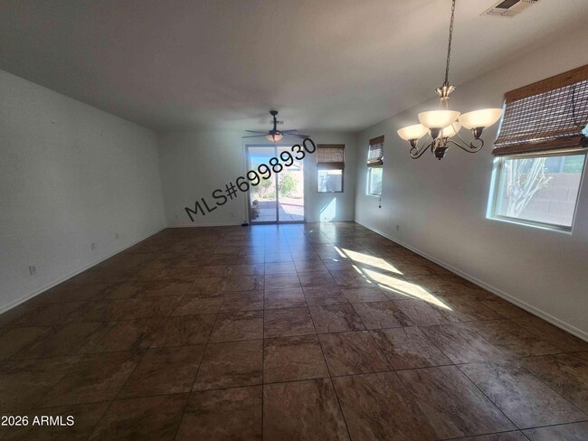 Building Photo - 7239 N 89th Dr