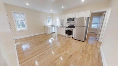 Building Photo - 4.0 bedroom in Cambridge Massachusetts 02140